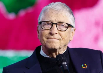 Bill Gates Lists Adjacent Medina Home as He Streamlines His Iconic Xanadu 2.0 Estate